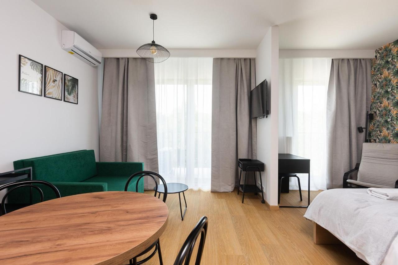 Apartments Nearto Main Railway Station Cracóvia Exterior foto
